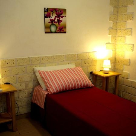 Biddanoa Bed And Breakfast Каляри Екстериор снимка